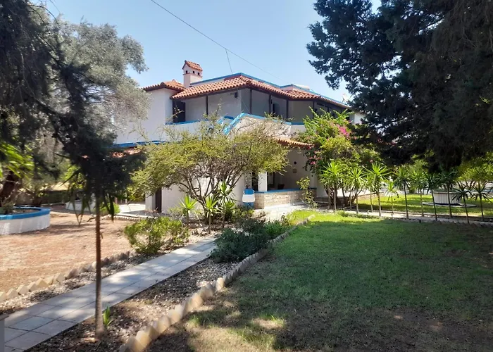 فيلة Diotima Rhodos Experience